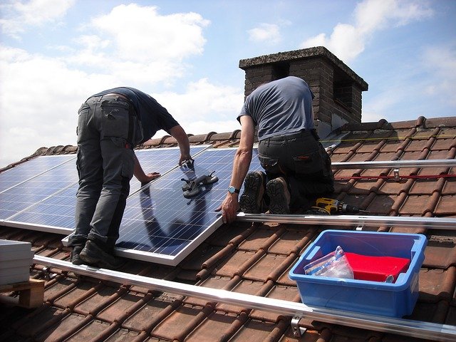 Empresa de instalación de placas solares en Castrillón